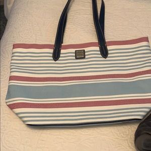 Dooney & bourke oversized shoulder bag